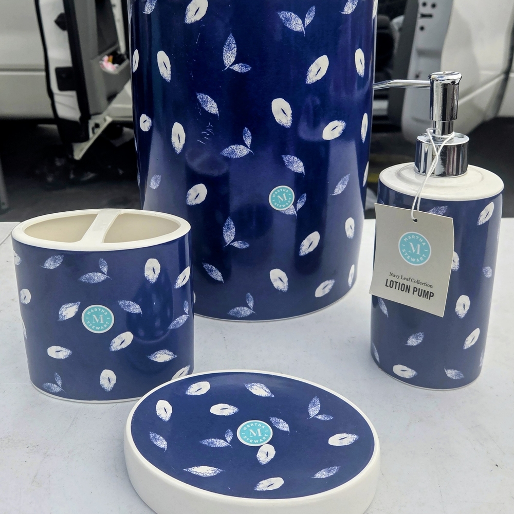 Martha Stewart Navy Leaf Ceramic Bathroom Cersmic Set